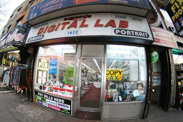 Roberts Digital Lab 1