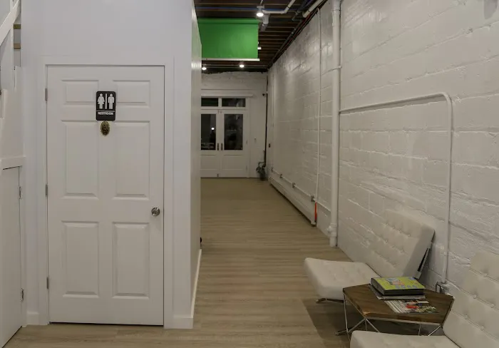 RyArMo Photography Studio 2