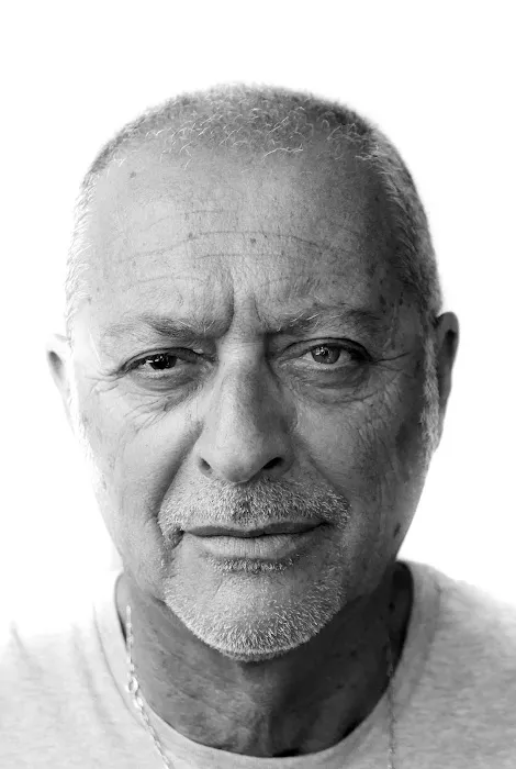 Headshots & Family Portrait Pictures 1