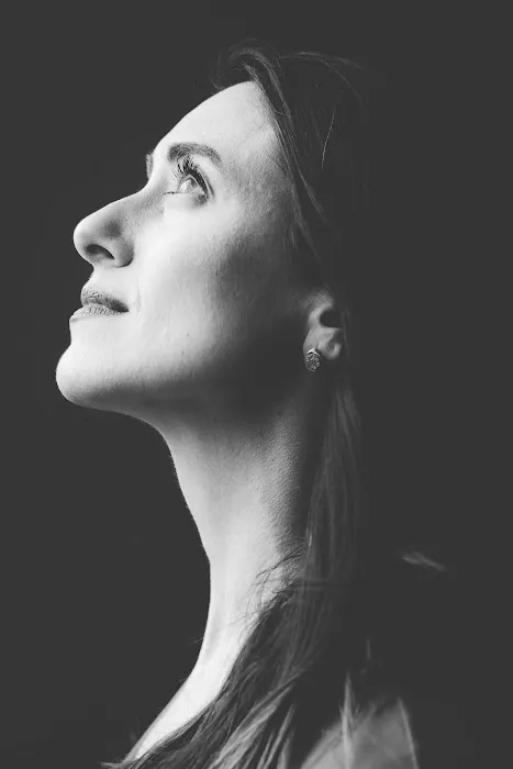 Headshots & Family Portrait Pictures 3