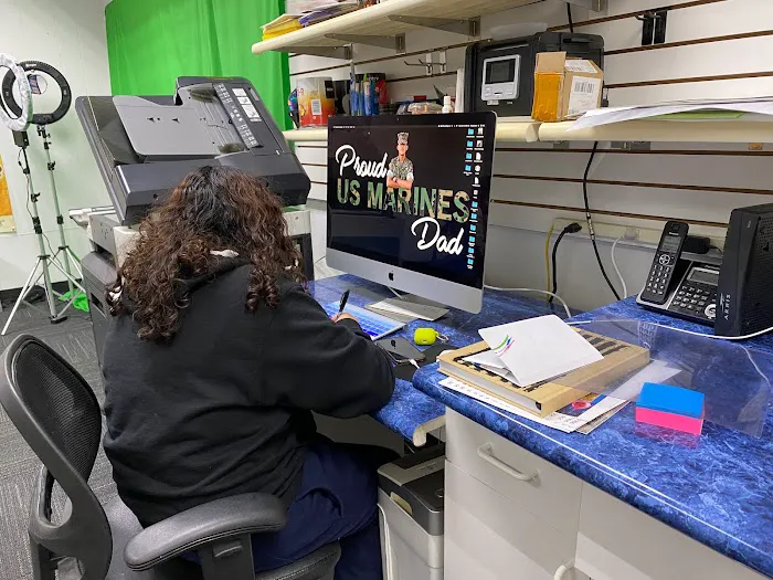 Photo Center and Services 0