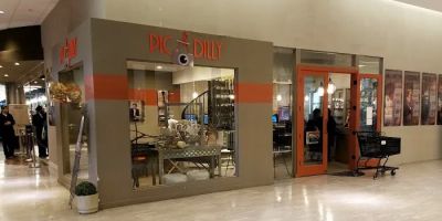 Picadilly Photo