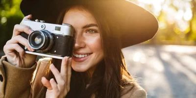 How to Photograph in Harsh Sunlight Without Overexposure