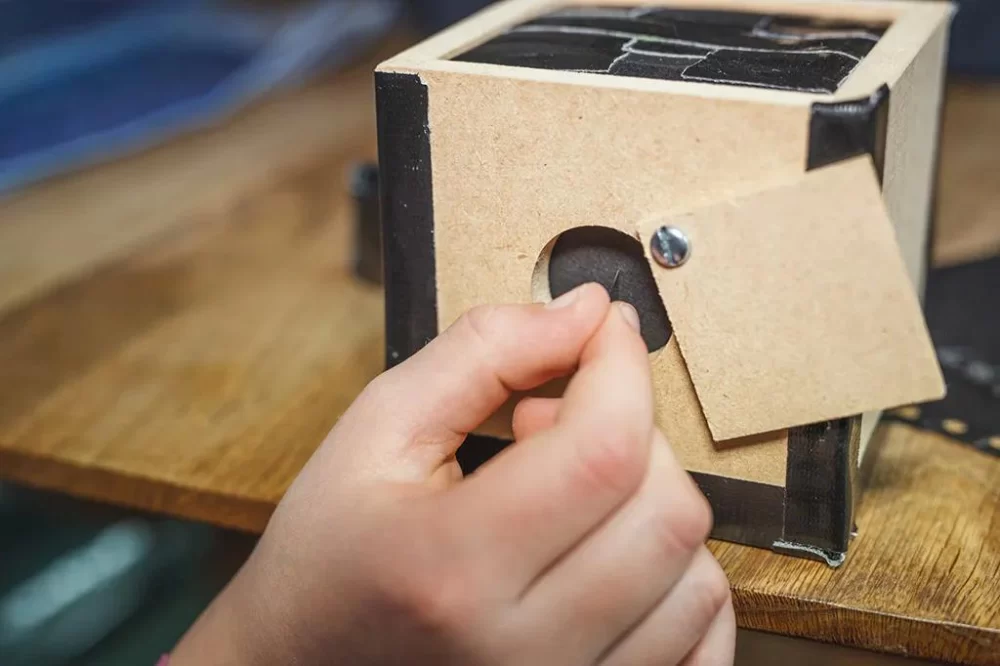 How to Create a Pinhole Camera at Home – A Step-by-Step Guide