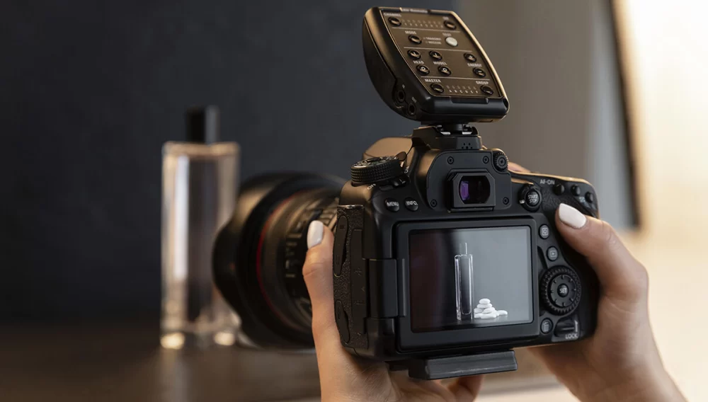 How to Photograph Reflective Surfaces Without Glare: Expert Tips and Techniques