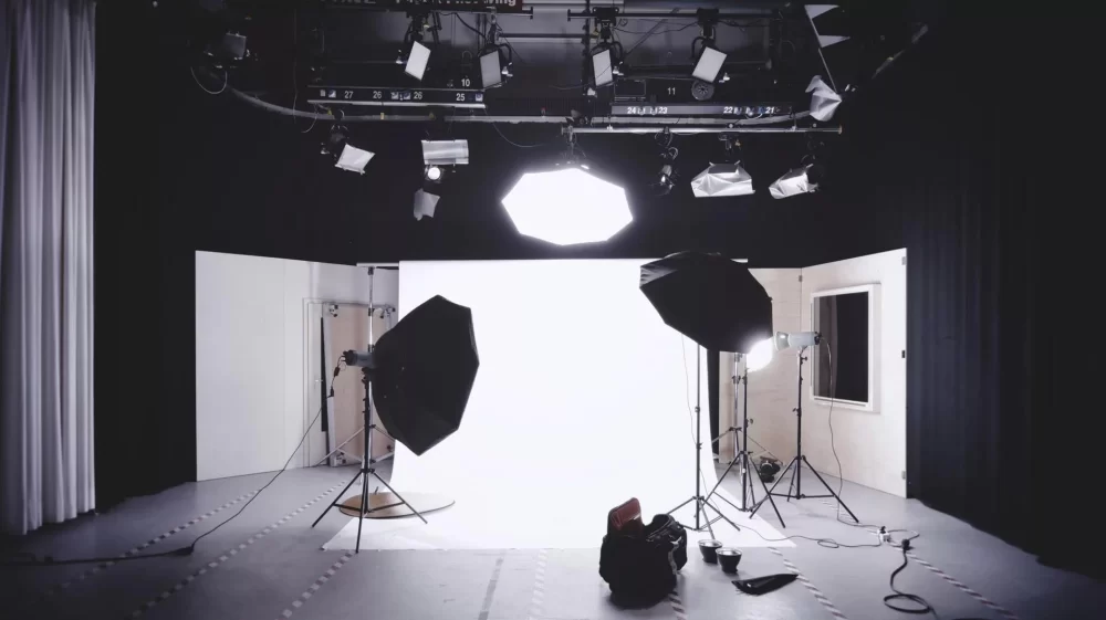 How to Set Up a Home Photography Studio: Complete Guide for Beginners and Enthusiasts
