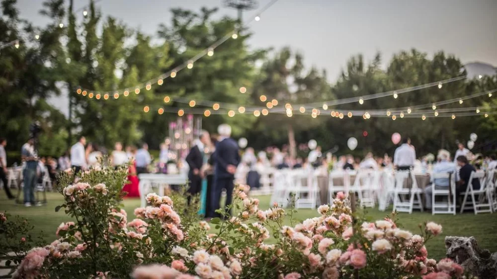 Expert Tips on How to Photograph Large Outdoor Events and Festivals Successfully