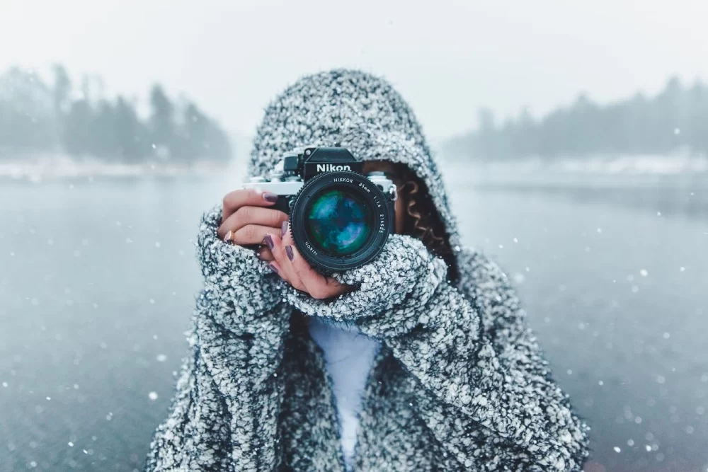 Choosing the Best Camera with Weather Sealed Body and Fast Lens for Outdoor Photography