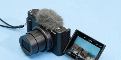 Best Camera for Vloggers with High FPS Video Recording and Professional Lenses